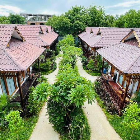 Bagan Cottage Boutique Hotel Nyaung-U Exterior photo
